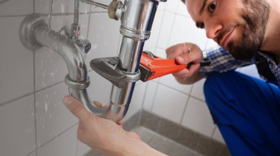 Professional same day plumber services in De Smet, SD